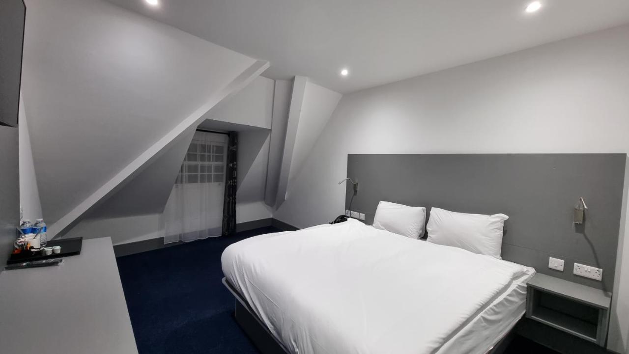 Dreams Hotel - Park View Barking  Buitenkant foto