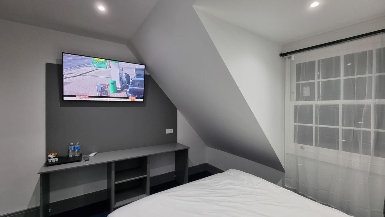 Dreams Hotel - Park View Barking  Buitenkant foto